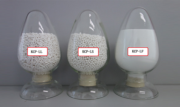 Series of catalysts for light hydrocarbon cracking
